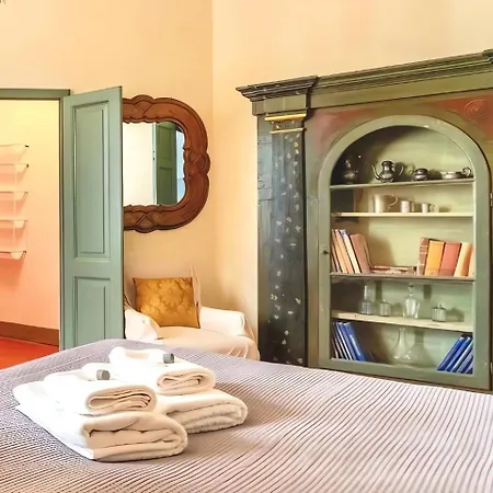 Апартаменты The Santa Croce Palace By San Collection Флоренция