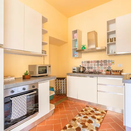 The Luxury Historic Palace Of Santa Croce