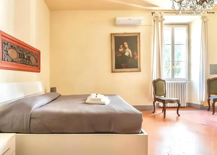 The Santa Croce Palace By San Collection *