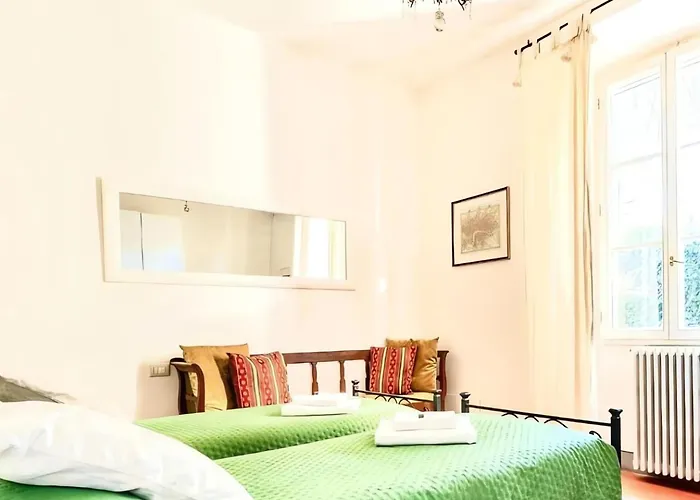 The Santa Croce Palace By San Collection *