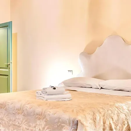 Apartment The Luxury Historic Palace Of Santa Croce Florence