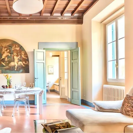 The Luxury Historic Palace Of Santa Croce Apartment *