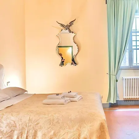 The Luxury Historic Palace Of Santa Croce * Florence