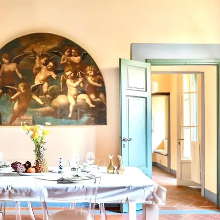 The Luxury Historic Palace Of Santa Croce Apartment *
