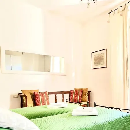 The Luxury Historic Palace Of Santa Croce *