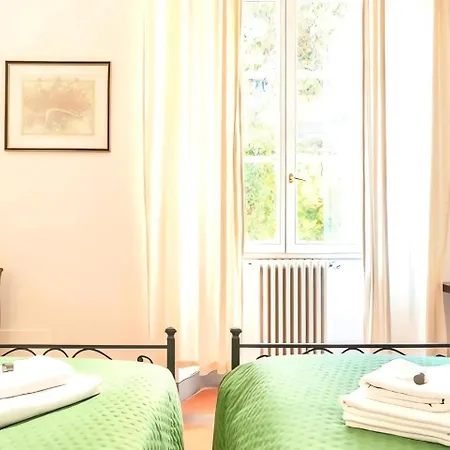 The Luxury Historic Palace Of Santa Croce Florence